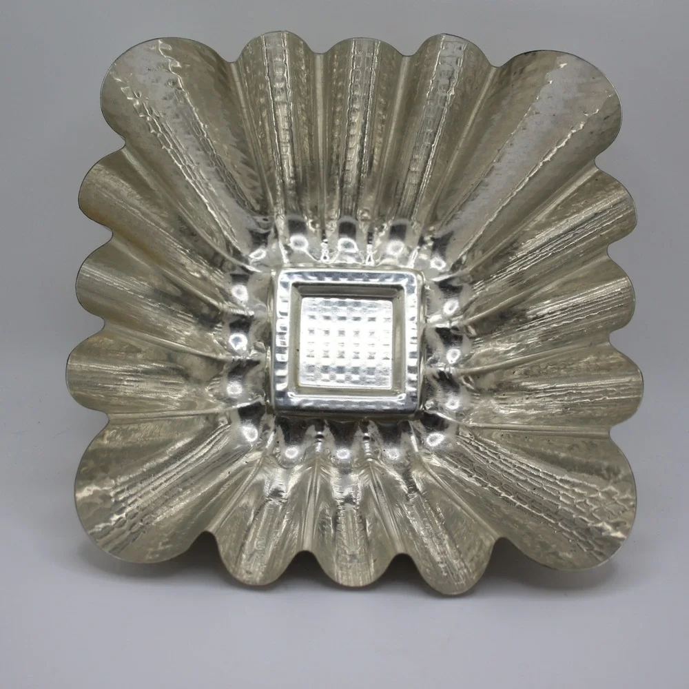 Vintage Hammered Aluminum Jelly Mold Fluted Design‎ Pan Decor Farmhouse Kitchen